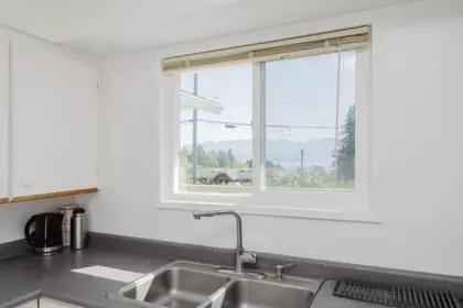 Primary Bathroom Photo of 606 Martin Road, Gibsons, BC