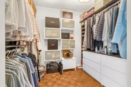 Guest Bathroom Photo of 517 Atlantic Street, Vancouver, BC
