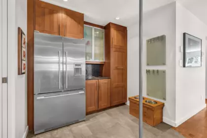 Kitchen Island Photo of 517 Atlantic Street, Vancouver, BC