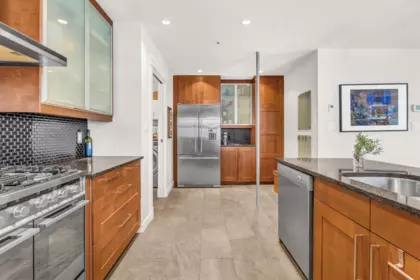 Kitchen Photo of 517 Atlantic Street, Vancouver, BC