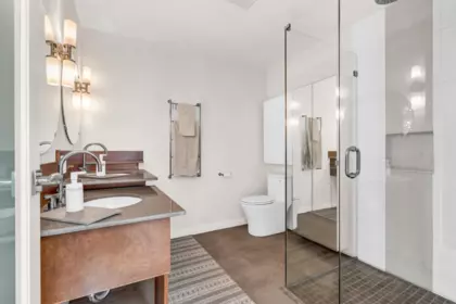 Laundry Room Photo of 517 Atlantic Street, Vancouver, BC