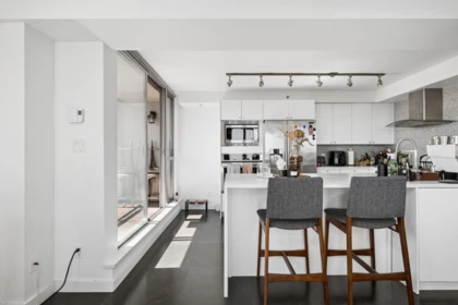 Breakfast Nook Photo of 2601 1238 Richards Street, Vancouver, BC