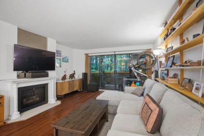 Breakfast Nook Photo of 202 3187 Mountain Highway, North Vancouver, BC