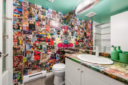 Powder Room Photo of 1506 813 Agnes Street, New Westminster, BC