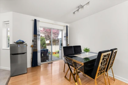 Powder Room Photo of 123 14861 98 Avenue, Surrey, BC