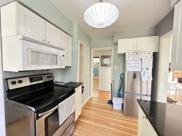 Breakfast Nook Photo of 1115 Haywood Avenue, West Vancouver, BC