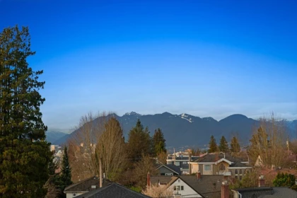 Street View Photo of 692 W 29th Avenue, Vancouver, BC