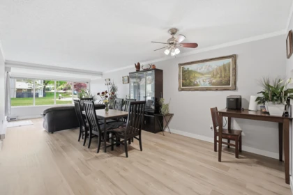 Kitchen Photo of 101 9635 121 Street, Surrey, BC