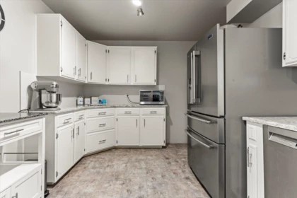 Basement Recreation Room Photo of 3164 Old Clayburn Road, Abbotsford, BC