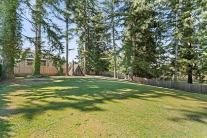 Breakfast Nook Photo of 3164 Old Clayburn Road, Abbotsford, BC