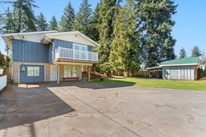Kitchen Photo of 3164 Old Clayburn Road, Abbotsford, BC