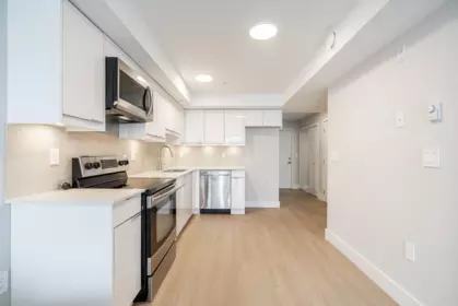 Powder Room Photo of 206 3050 Kingsway, Vancouver, BC