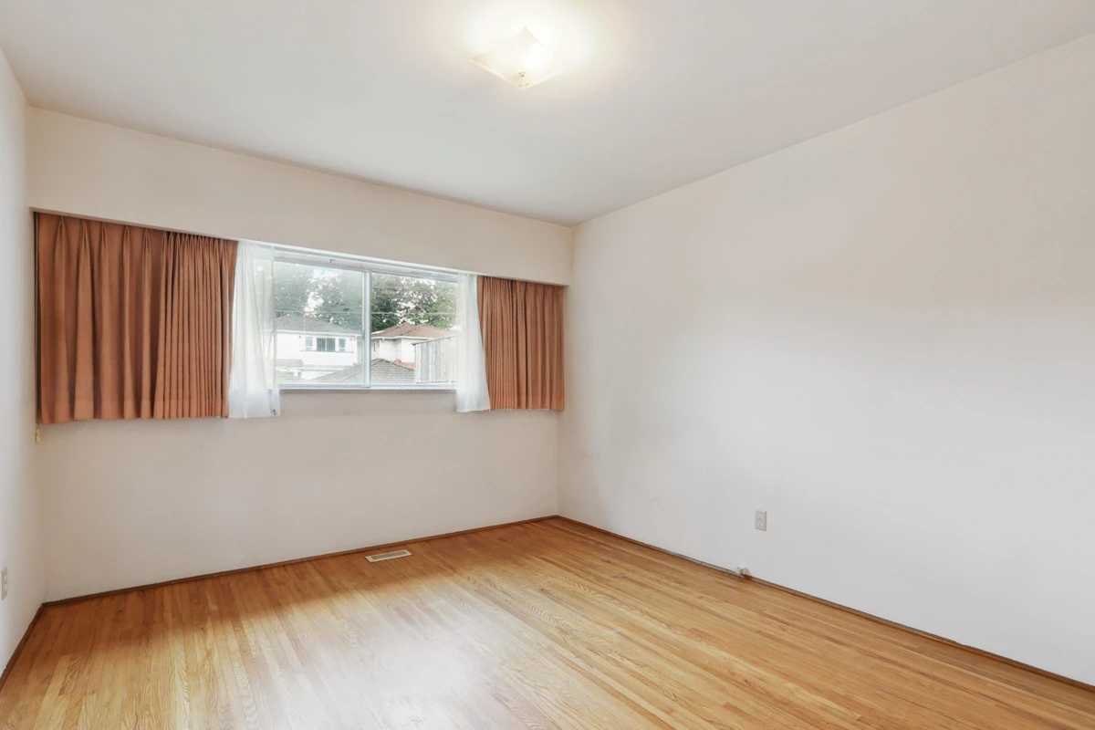 Family Room Photo of 2894 Mcgill Street, Vancouver, BC