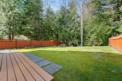 Front Yard Photo of 746 Upper Crescent, Squamish, BC