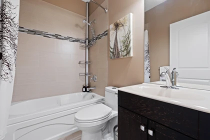 Guest Bathroom Photo of 746 Upper Crescent, Squamish, BC