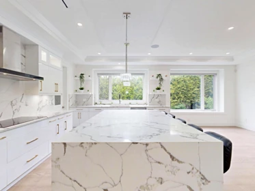 Breakfast Nook Photo of 3560 Highland Boulevard, North Vancouver, BC