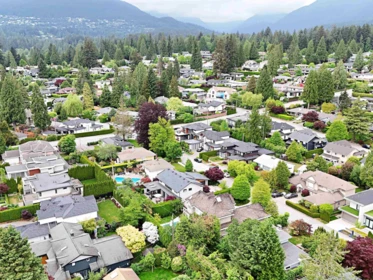 Community Amenities Photo (Clubhouse) of 3560 Highland Boulevard, North Vancouver, BC