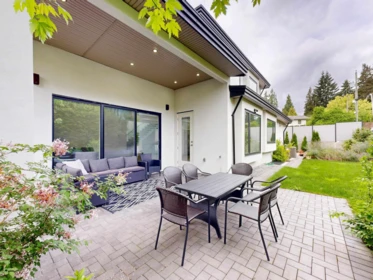 Swimming Pool Photo of 3560 Highland Boulevard, North Vancouver, BC