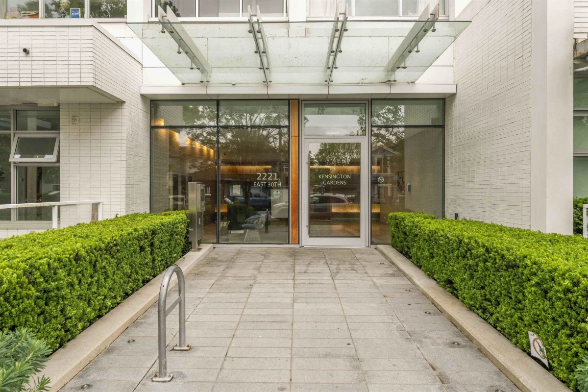 Exterior Rear Photo of 806 2221 E 30th Avenue, Vancouver, BC