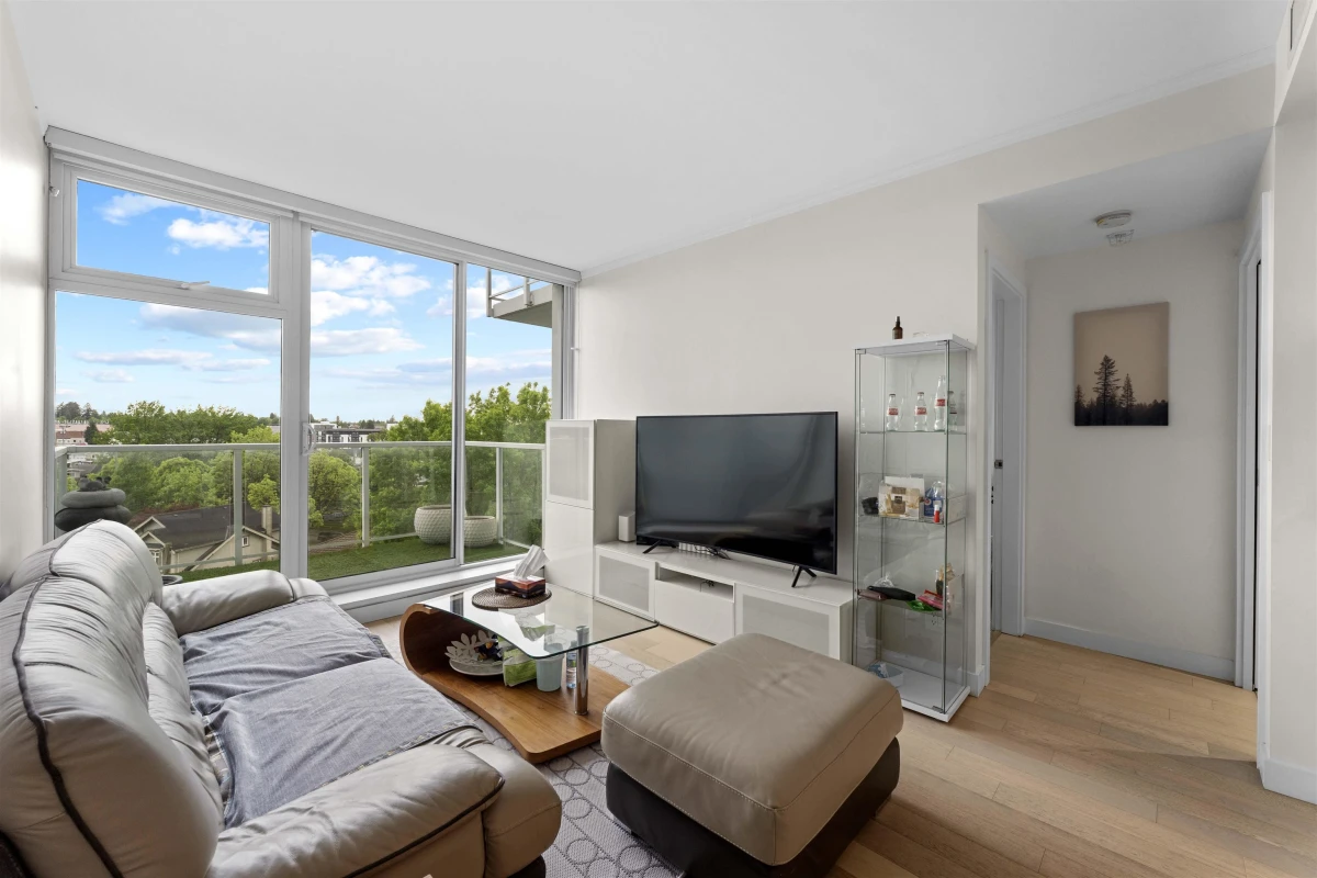Family Room Photo of 806 2221 E 30th Avenue, Vancouver, BC