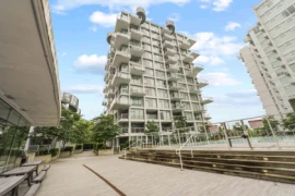 806 2221 E 30th Avenue, Vancouver, BC