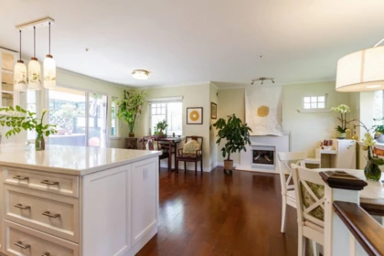 Breakfast Nook Photo of 2952 W 8th Avenue, Vancouver, BC