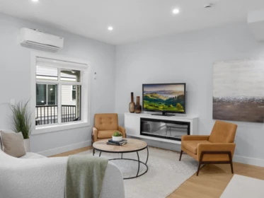 Loft / Bonus Room Photo of 6 9688 182a Street, Surrey, BC
