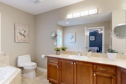 Basement Recreation Room Photo of 5795 167 Street, Surrey, BC