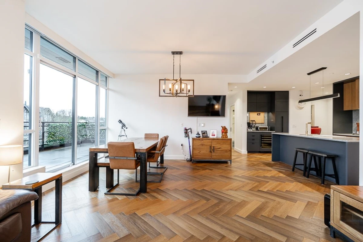 Family Room Photo of 404 458 W 63rd Avenue, Vancouver, BC