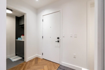 Entry Foyer Photo of 404 458 W 63rd Avenue, Vancouver, BC