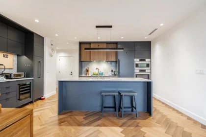 Kitchen Island Photo of 404 458 W 63rd Avenue, Vancouver, BC