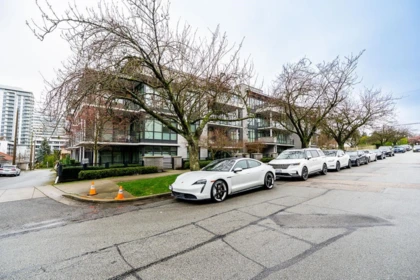 Street View Photo of 404 458 W 63rd Avenue, Vancouver, BC