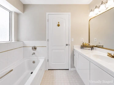 Primary Bathroom Photo of 72 21928 48 Avenue, Langley, BC