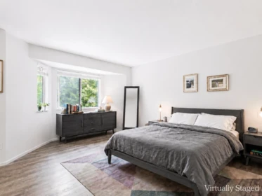 Walk-In Closet Photo of 72 21928 48 Avenue, Langley, BC