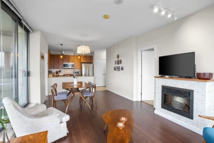 Kitchen Photo of 1908 280 Ross Drive, New Westminster, BC