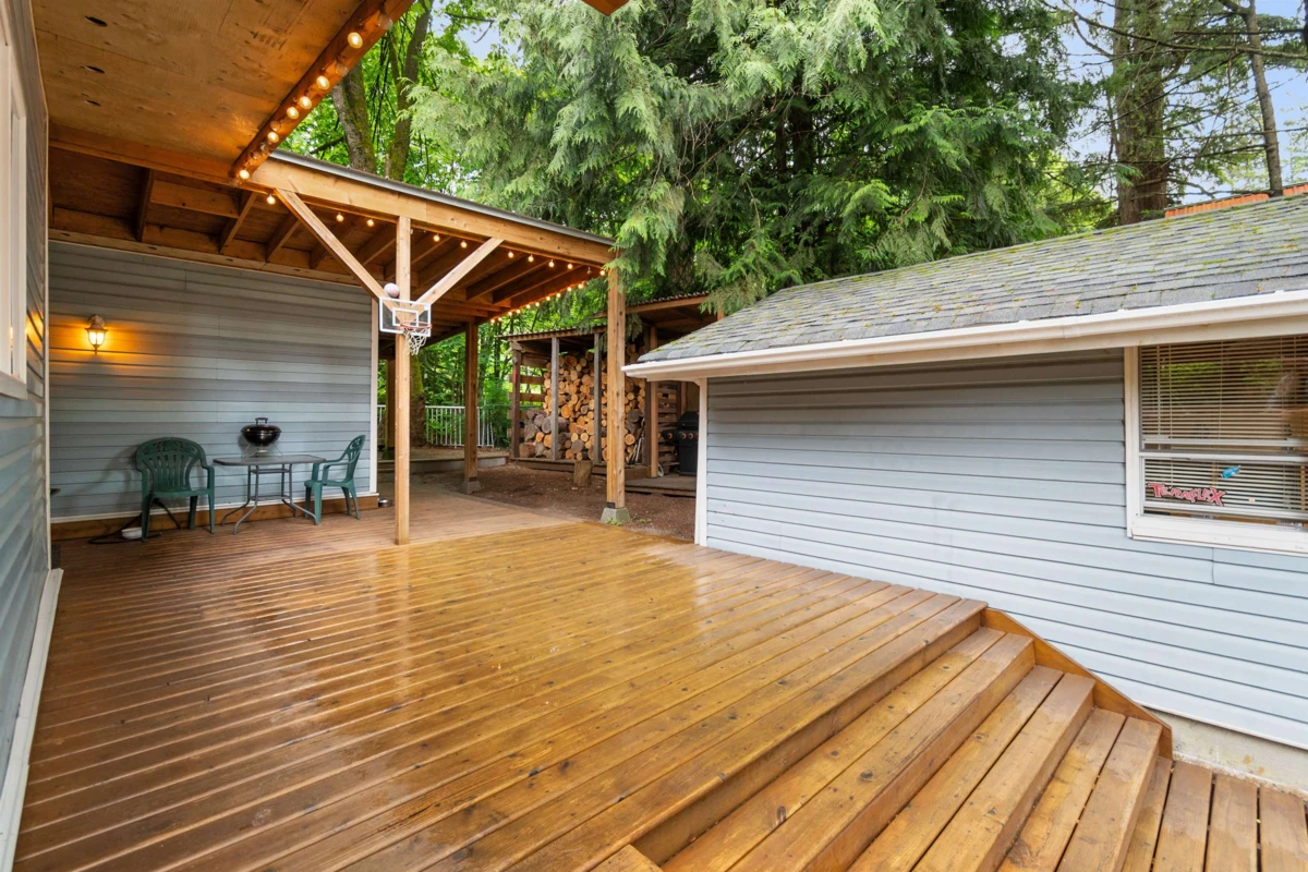 Dining Area Photo of 43873 Ryall Road, Mission, BC