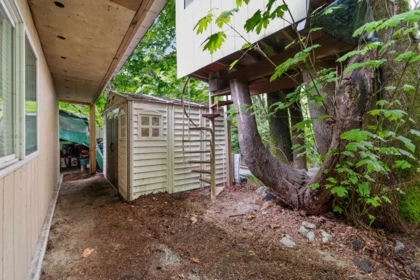 Garage Interior Photo of 43873 Ryall Road, Mission, BC