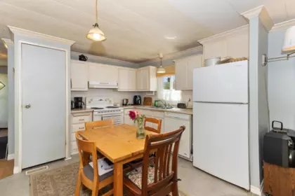 Kitchen Photo of 9 27111 Avenue, Langley, BC