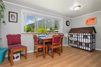 Kitchen Island Photo of 435 Hemlock Avenue, Hope, BC