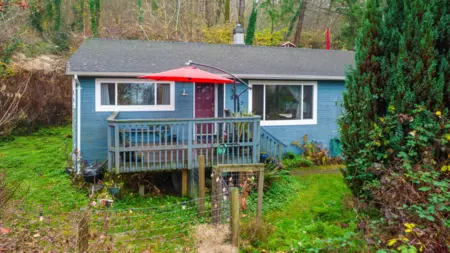 2133 Hope Street, Port Moody, BC, Port Moody — Single Family Residence for sale