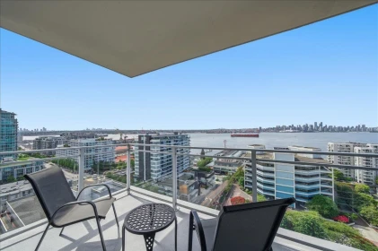 1601 155 W 1st Street, North Vancouver, BC, North Vancouver — Apartment/Condo for sale