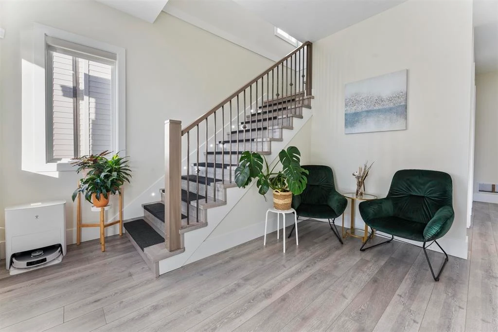 Family Room Photo of 13686 232a Street, Maple Ridge, BC