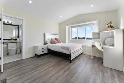 Powder Room Photo of 13686 232a Street, Maple Ridge, BC