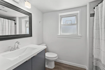 Entry Foyer Photo of 6530 Dunbar Street, Vancouver, BC