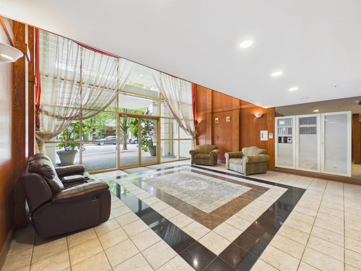 Family Room Photo of 1602 8238 Saba Road, Richmond, BC