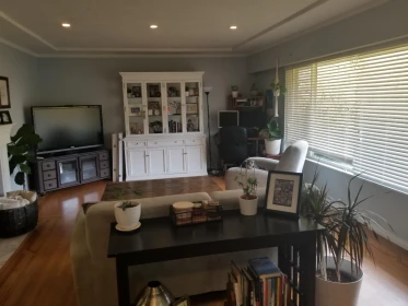 13706 North Bluff Road, White Rock, BC, White Rock — Single Family Residence for sale