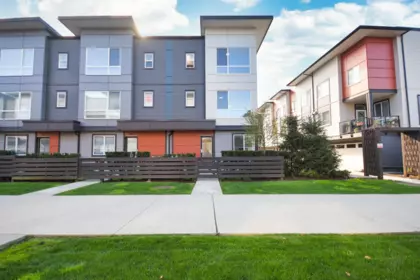 28 7288 188 Street, Surrey, BC, Surrey — Townhouse for sale