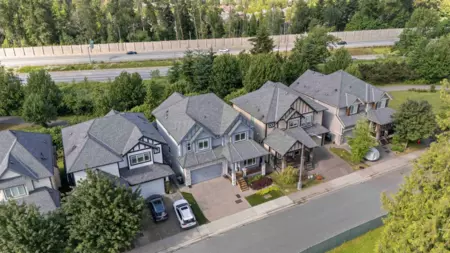 Fitness Center Photo Near 20671 85 Avenue, Langley, BC