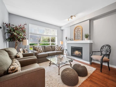 Kitchen Photo of 71 2738 158 Street, Surrey, BC