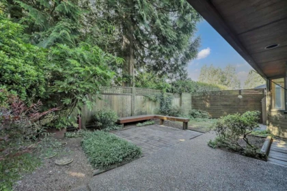 Backyard Photo of 15008 Southmere Close, Surrey, BC